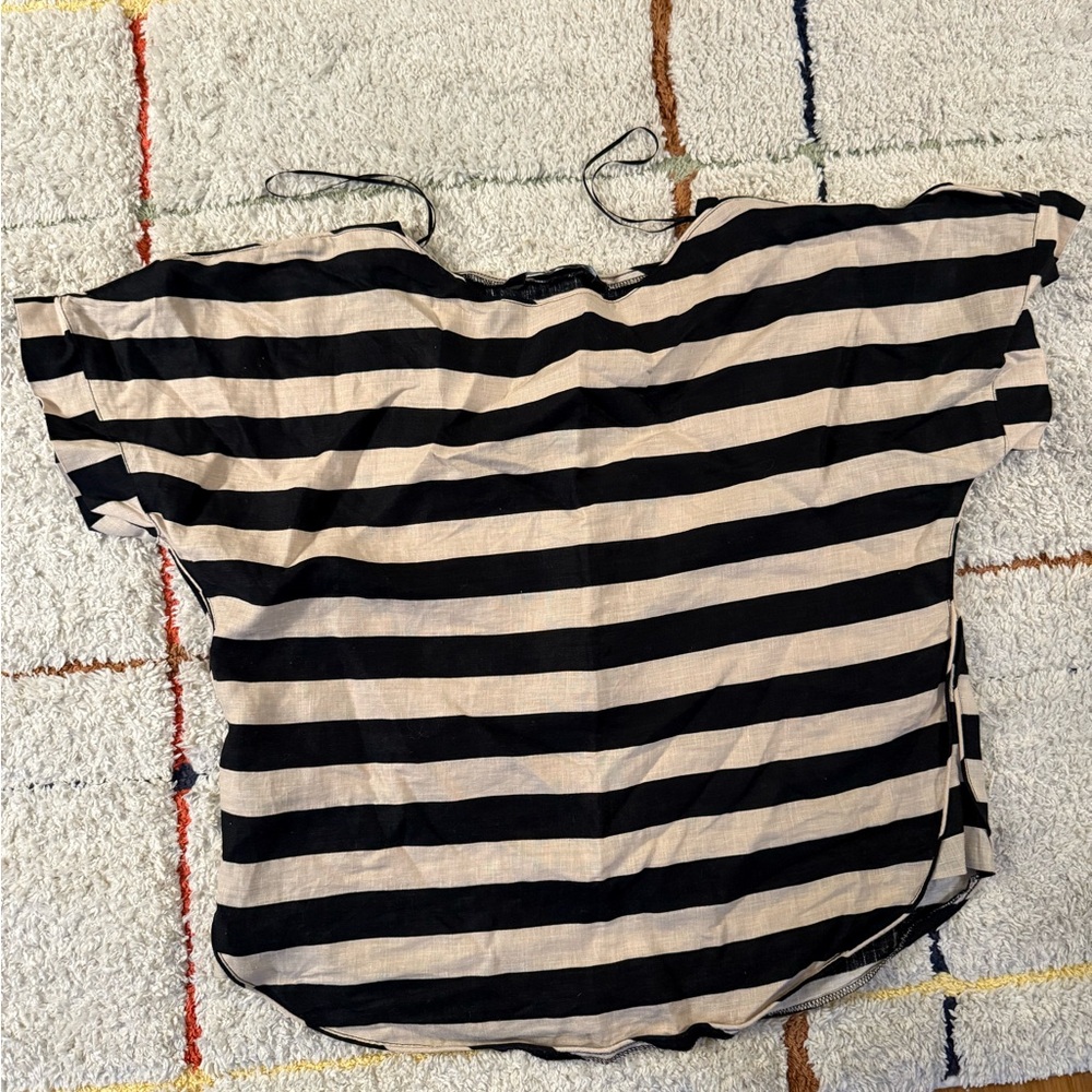 Zara Black and White Boxy Short Sleeve Blouse